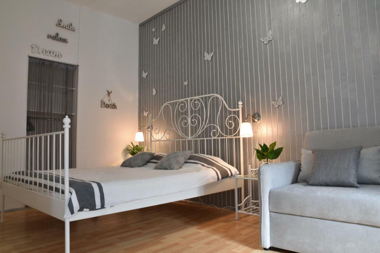 Studio Apartment Lumen Pula Extérieur photo